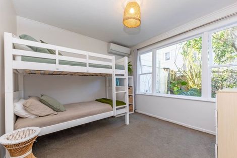 Photo of property in 22 Stottholm Road, Titirangi, Auckland, 0604