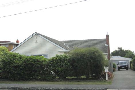 Photo of property in 233 Weston Road, St Albans, Christchurch, 8052