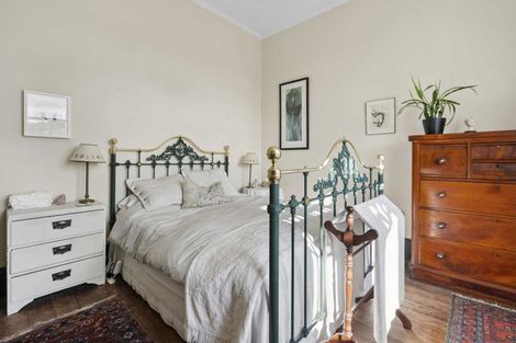 Photo of property in 55 Fairview Crescent, Kelburn, Wellington, 6012