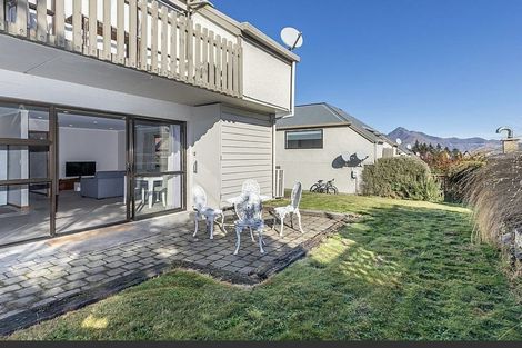 Photo of property in 1/42 Hallenstein Street, Queenstown, 9300