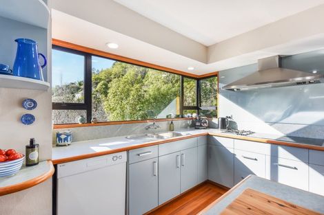 Photo of property in 5 Milton Terrace, Picton, 7220