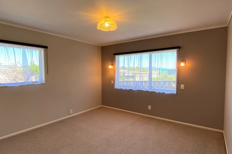 Photo of property in 14 Sandel Rise, Merrilands, New Plymouth, 4312