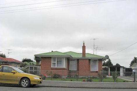 Photo of property in 42 Mcmurdo Street, Tinwald, Ashburton, 7700