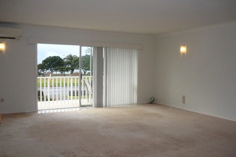 Photo of property in 1/230 Hibiscus Coast Highway, Orewa, 0931