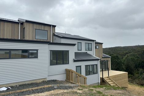 Photo of property in 27 Kotuitui Drive, Wainui, 0992