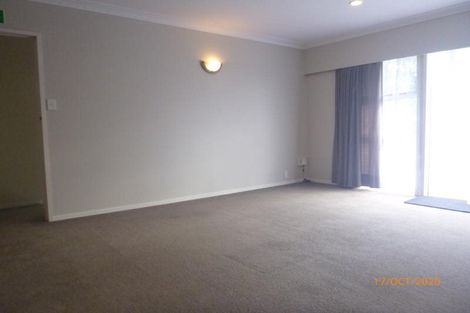 Photo of property in 2/1b Divich Avenue, Te Atatu South, Auckland, 0610