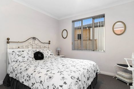 Photo of property in 12/17 Simmonds Grove, Greerton, Tauranga, 3112