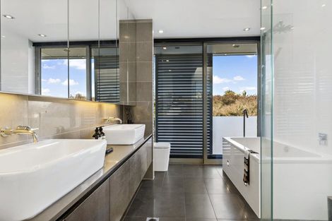 Photo of property in 25a West End Road, Herne Bay, Auckland, 1022