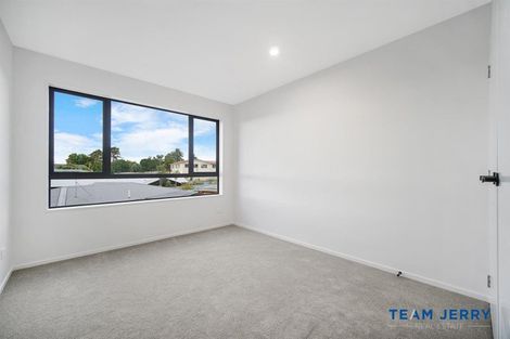 Photo of property in 29d Dellwood Avenue, Henderson, Auckland, 0612
