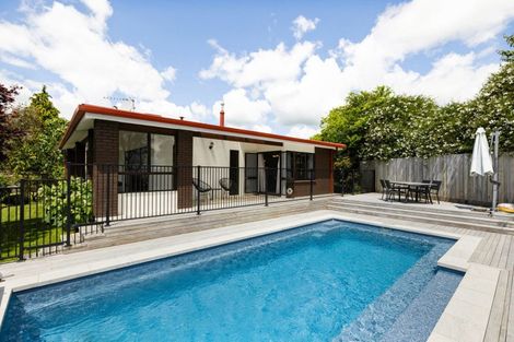 Photo of property in 5 Raleigh Street, Leamington, Cambridge, 3432