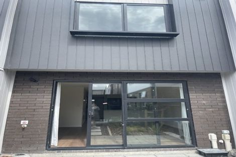 Photo of property in 9/25 Jabuka Street, Glen Eden, Auckland, 0602