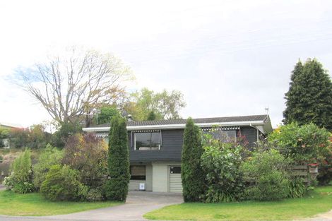 Photo of property in 2/64 Ngamotu Road, Hilltop, Taupo, 3330