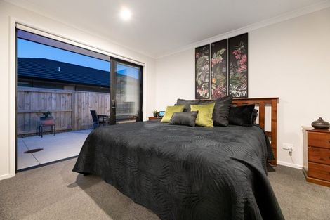 Photo of property in 15 Kotiate Street, Papamoa Beach, Papamoa, 3118