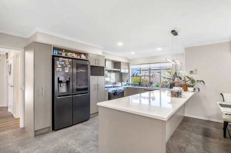 Photo of property in 35 Amaretto Avenue, Flat Bush, Auckland, 2019