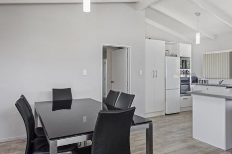 Photo of property in 10 Kanuka Place, Edgecumbe, 3120