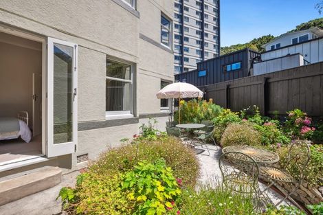 Photo of property in 11a Stowe Hill, Thorndon, Wellington, 6011