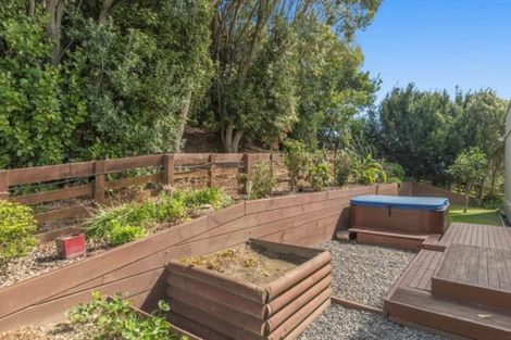 Photo of property in 53 Homestead Place, Welcome Bay, Tauranga, 3112