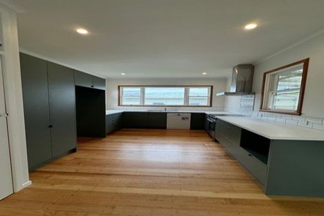 Photo of property in 23 Marian Drive, Inner Kaiti, Gisborne, 4010