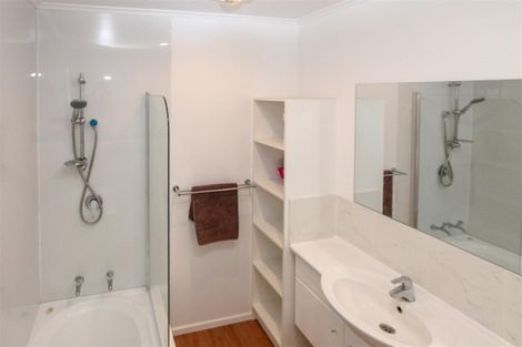 Photo of property in 11 Clyde Street, Utuhina, Rotorua, 3015