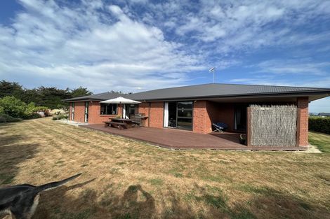 Photo of property in 140 Reid Line East, Aorangi, Feilding, 4775