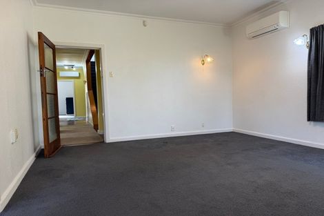 Photo of property in 75 Chamberlain Road, Karori, Wellington, 6012