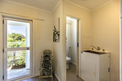 Photo of property in 24 Great North Road, Waipawa, 4210