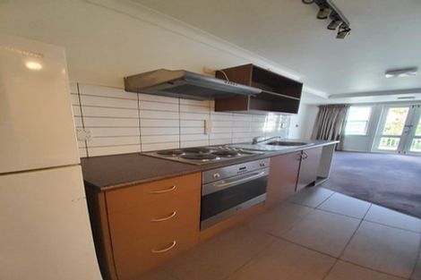 Photo of property in 221a The Terrace, Wellington Central, Wellington, 6011
