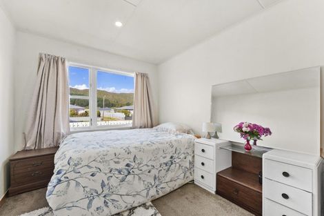 Photo of property in 243 Wellington Road, Wainuiomata, Lower Hutt, 5014