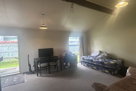 Photo of property in 2/494 Ferguson Street, Palmerston North, 4410