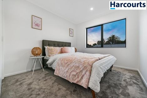 Photo of property in 1/7 Glen Road, Ranui, Auckland, 0612