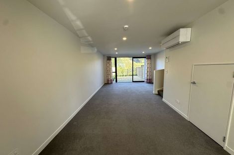 Photo of property in 56 Ara Paiwhenua, Tawa, Wellington, 5028