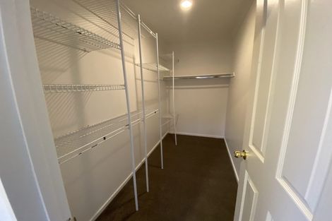 Photo of property in 42 Greenberry Drive, Ranui, Auckland, 0612