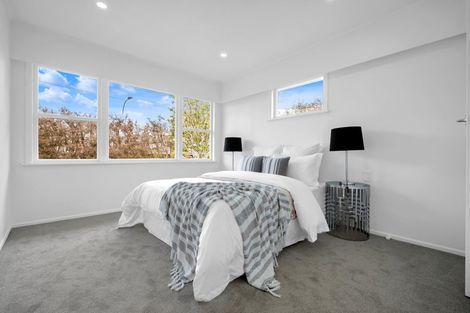 Photo of property in 71 Rosehill Drive, Rosehill, Papakura, 2113