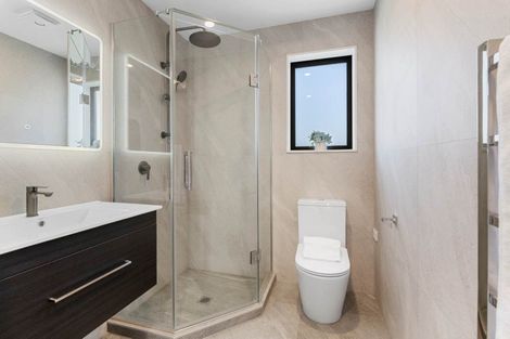 Photo of property in 12a Tiber Road, Forrest Hill, Auckland, 0620