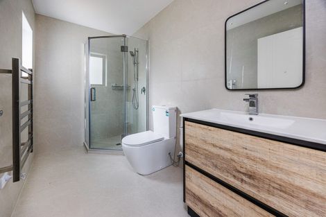 Photo of property in 16e Imrie Avenue, Mangere, Auckland, 2022