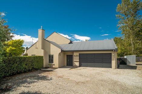 Photo of property in 25 Meadowstone Drive, Wanaka, 9305