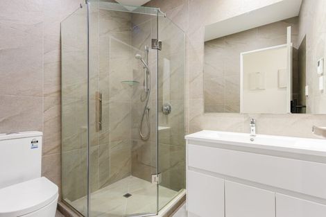 Photo of property in 16 Moki Place, Long Bay, Auckland, 0630