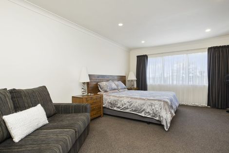 Photo of property in 87 Beatty Road, Pukekohe, 2120
