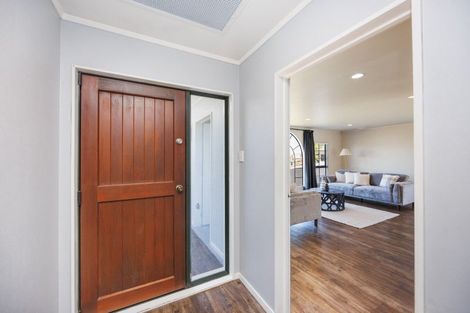 Photo of property in 92 Parnell Heights, Kelvin Grove, Palmerston North, 4414