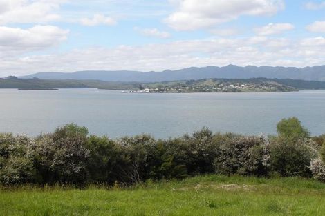 Photo of property in 100 Motukaraka Point Road, Kohukohu, 0491