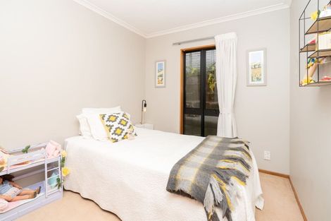 Photo of property in 155a Lake Crescent, Hamilton Lake, Hamilton, 3204