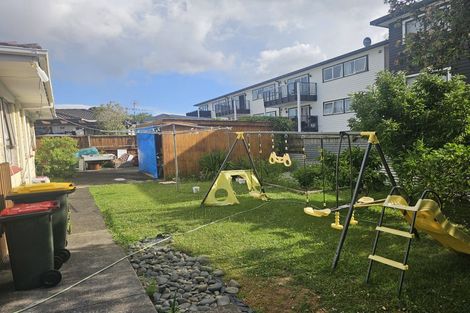 Photo of property in 2/2a Hutt Road, Manurewa, Auckland, 2102