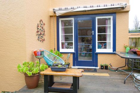 Photo of property in 47 Queen Street, Dannevirke, 4930