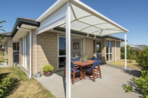 Photo of property in 8 Vista Close, Omokoroa, 3114