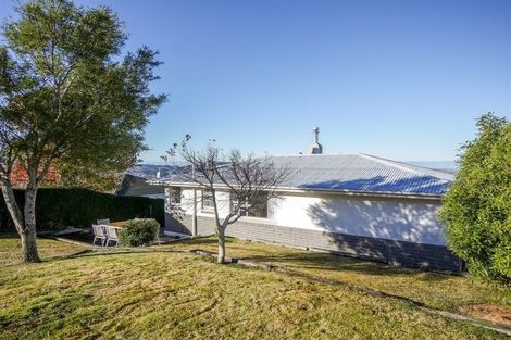 Photo of property in 52 Stephen Street, Halfway Bush, Dunedin, 9010