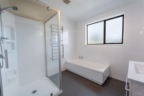 Photo of property in 12 Timaru Road, Waimate, 7924