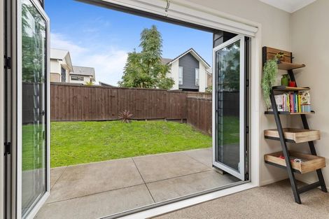 Photo of property in 55 Station Street, Hobsonville, Auckland, 0616