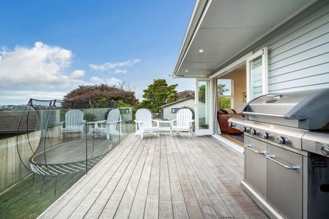 Photo of property in 45 Birkdale Road, Birkdale, Auckland, 0626