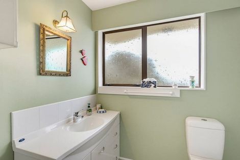 Photo of property in 43 Belvedere Avenue, Waikanae, 5036