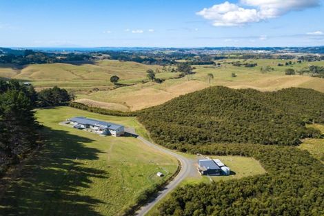 Photo of property in 186 Gervin Road, Wainui, Silverdale, 0992